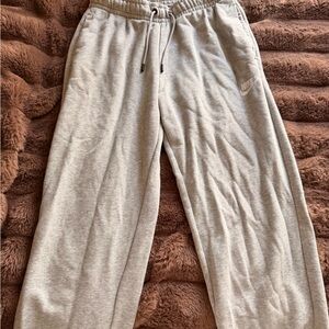 Nike Men’s Heather Gray Fleece Joggers